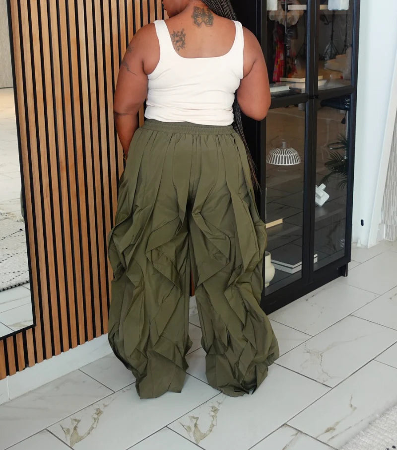 Avante Garde Balloon Joggers (Plus)